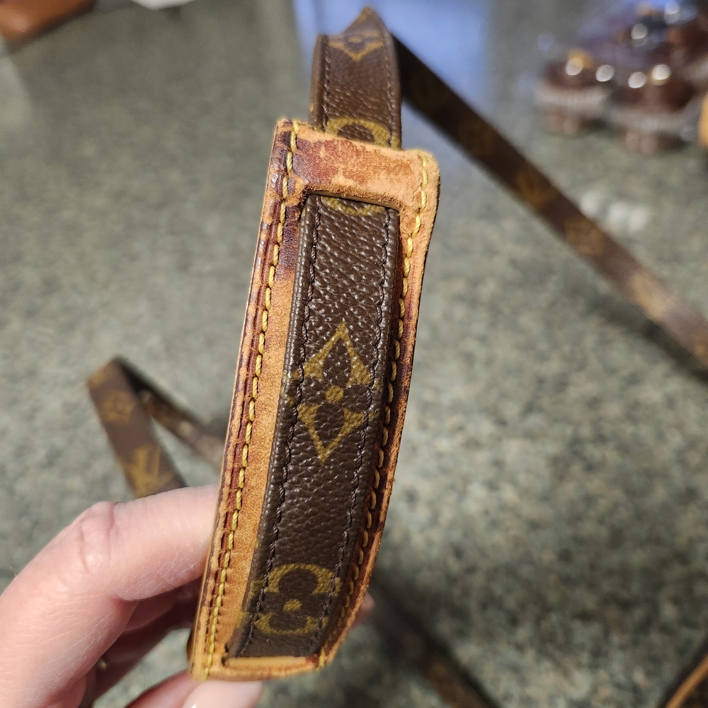 Louis Vuitton Brown Monogram Crossbody Bag - Picture 3 of 11